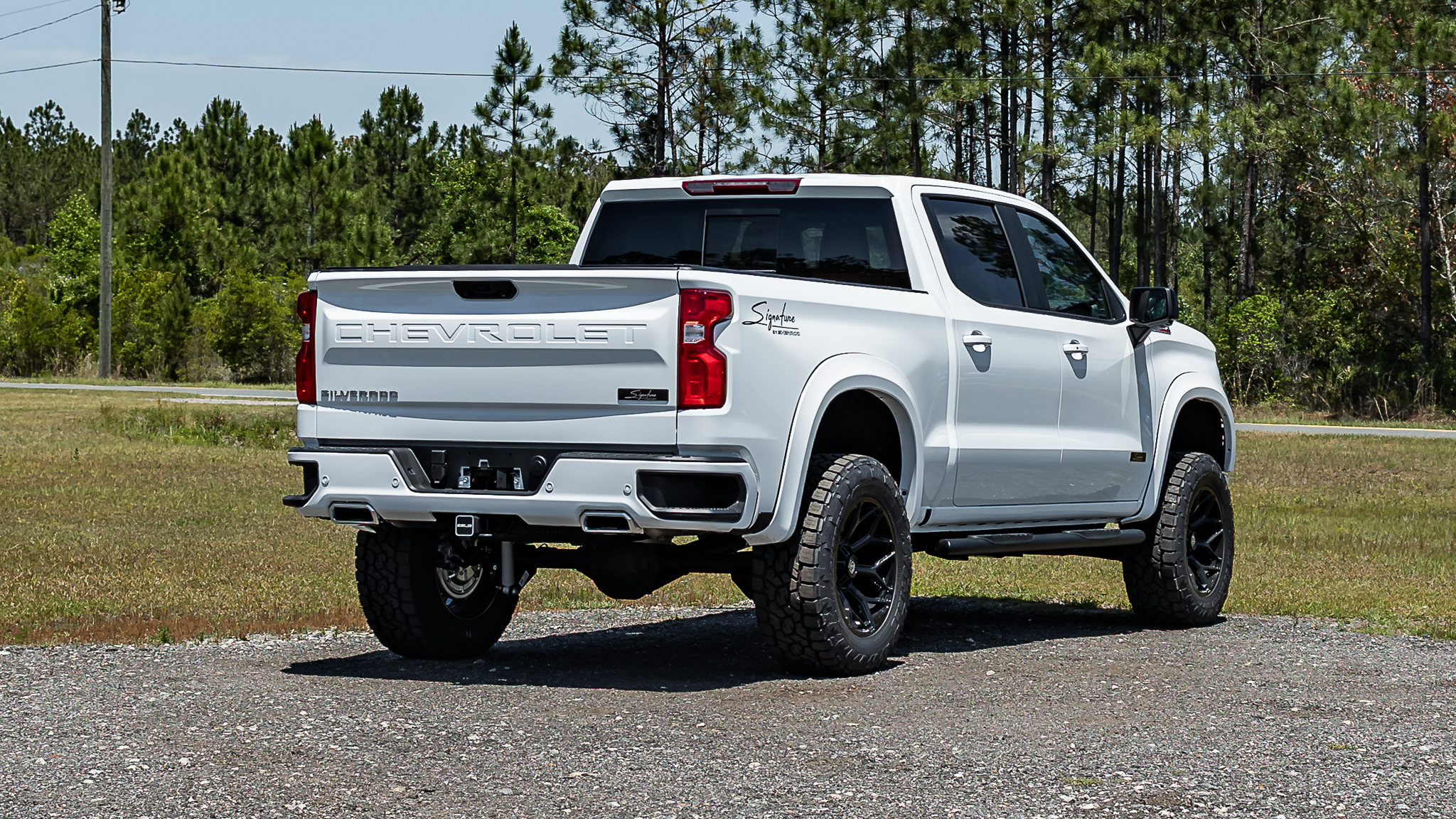 Chevy 1500 Signature Summit White