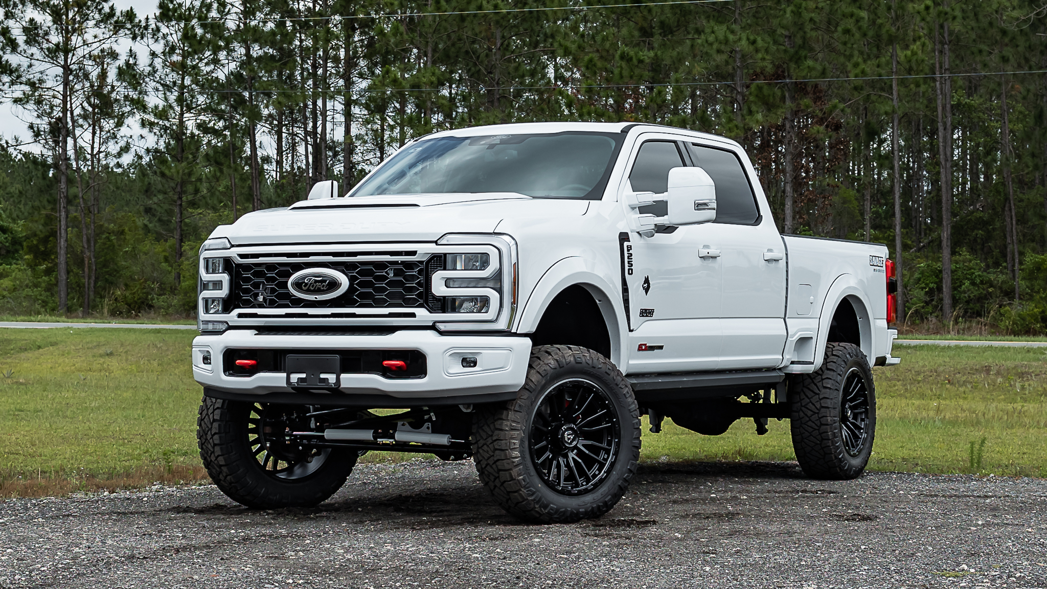 Ford F-250 Savage Oxford White