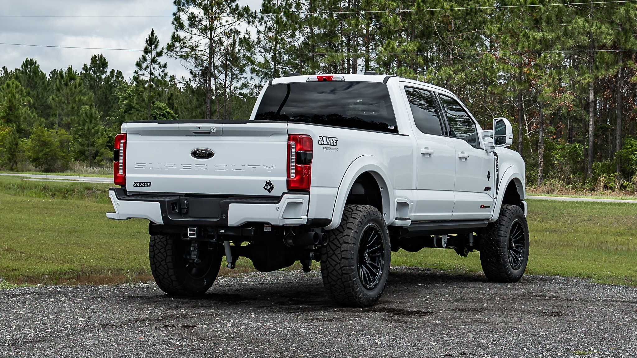 Ford F-250 Savage Oxford White