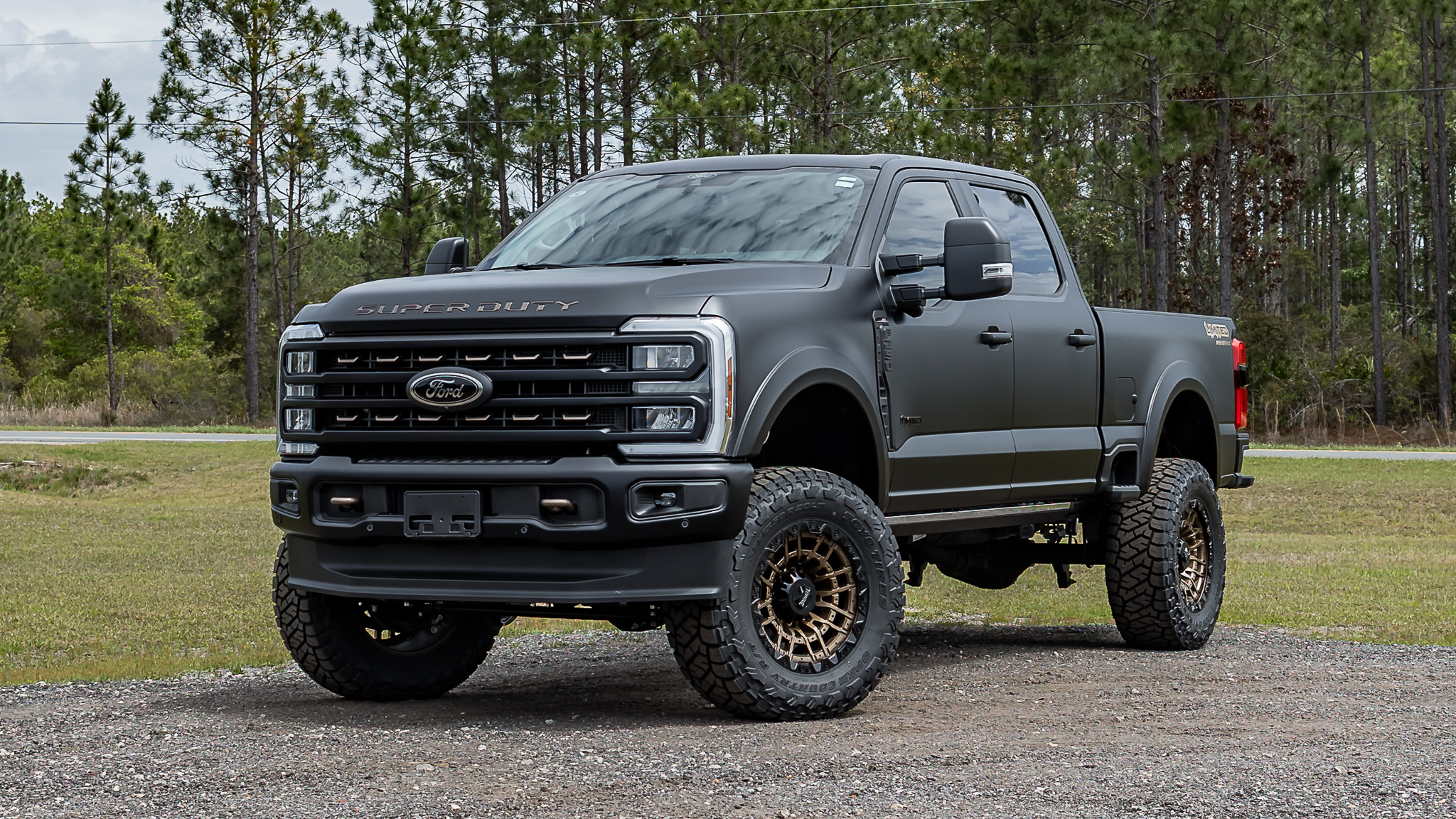 Ford F-250 Limited Matte Black