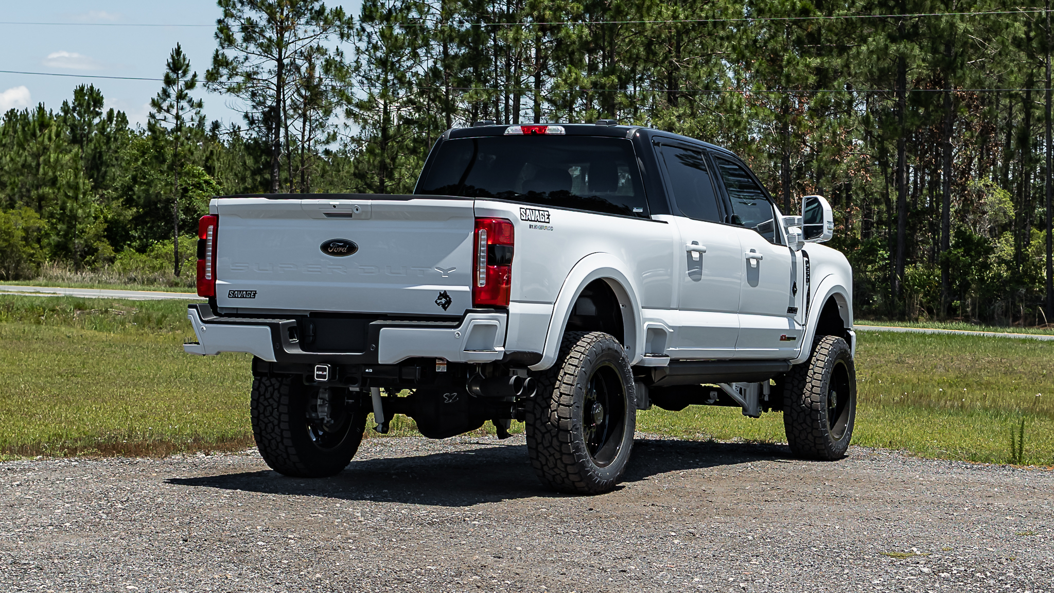 Ford F-250 Savage Oxford White