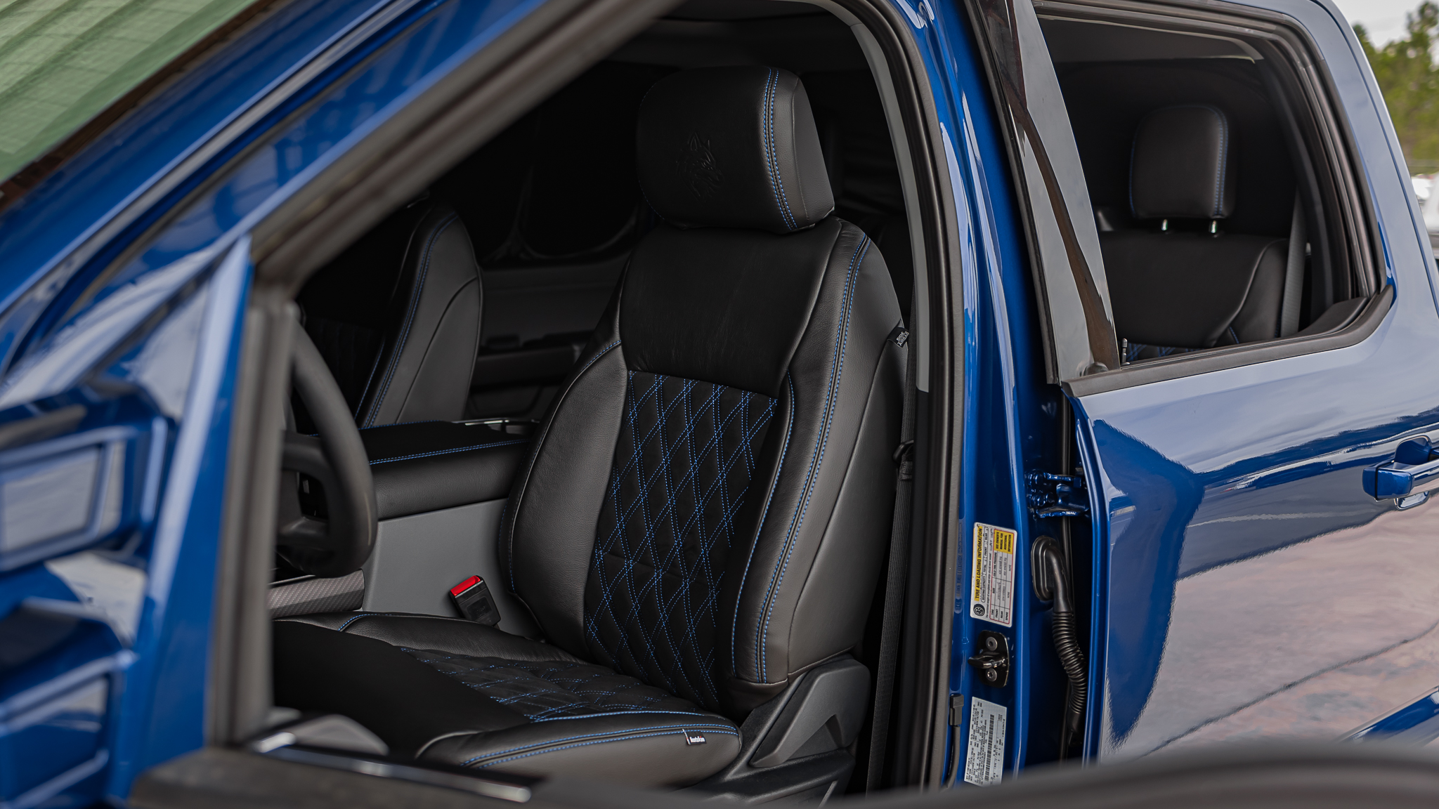 Ford F-250 Savage Argon Blue