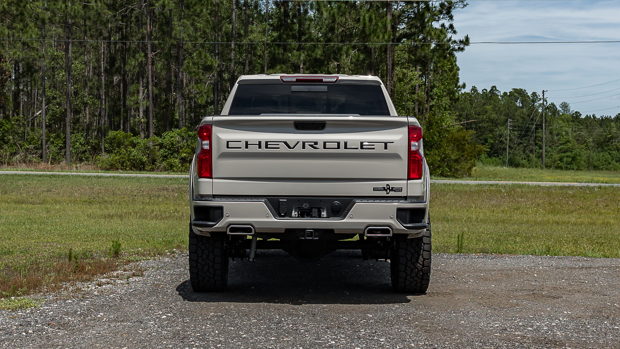 Chevy 1500 Deadwood Sand White Sands