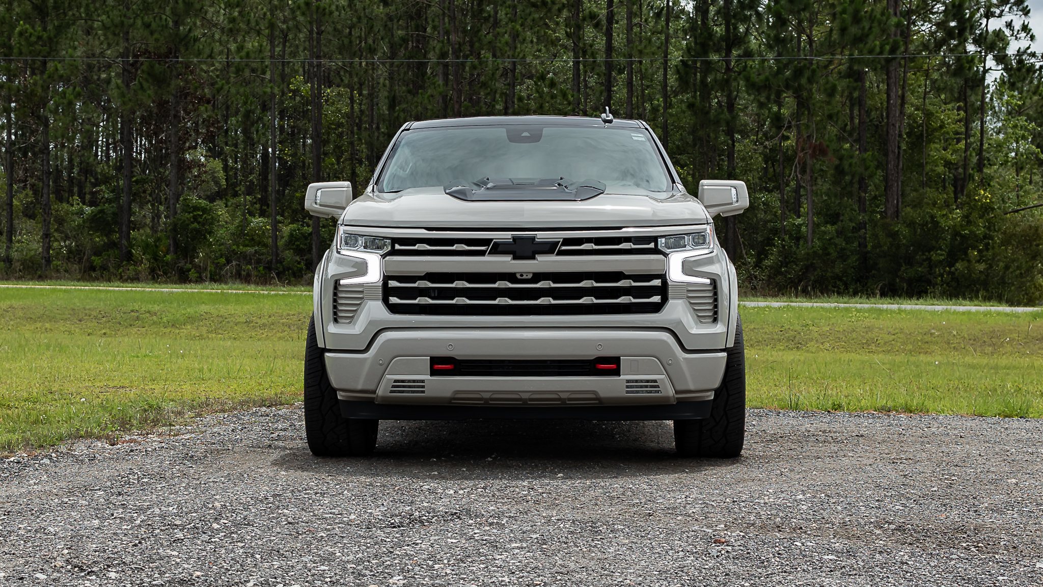 Chevy 1500 Savage White Sands