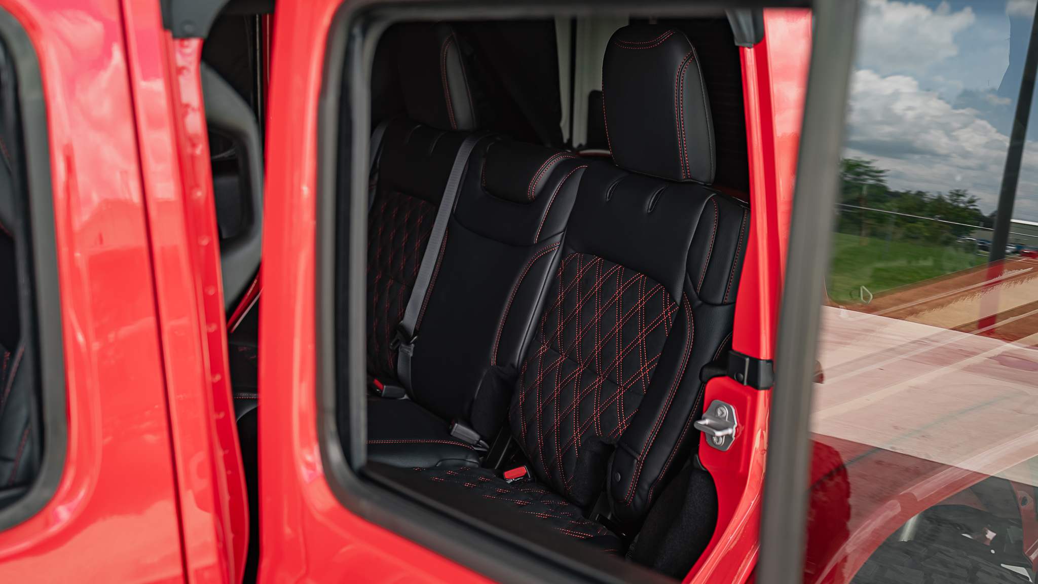 Jeep Wrangler Savage Firecracker Red