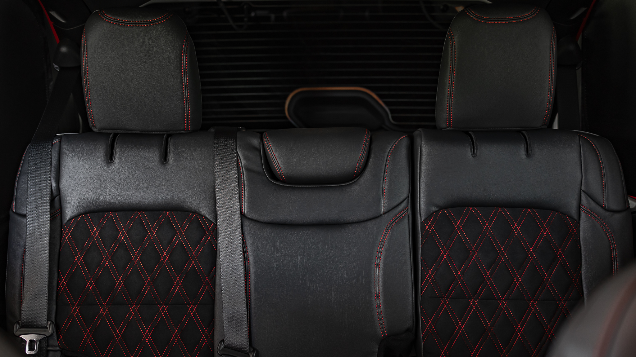 Jeep Wrangler Savage Firecracker Red