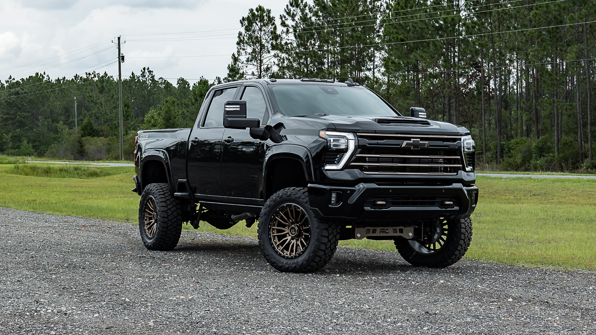 Chevy 2500 Limited Black