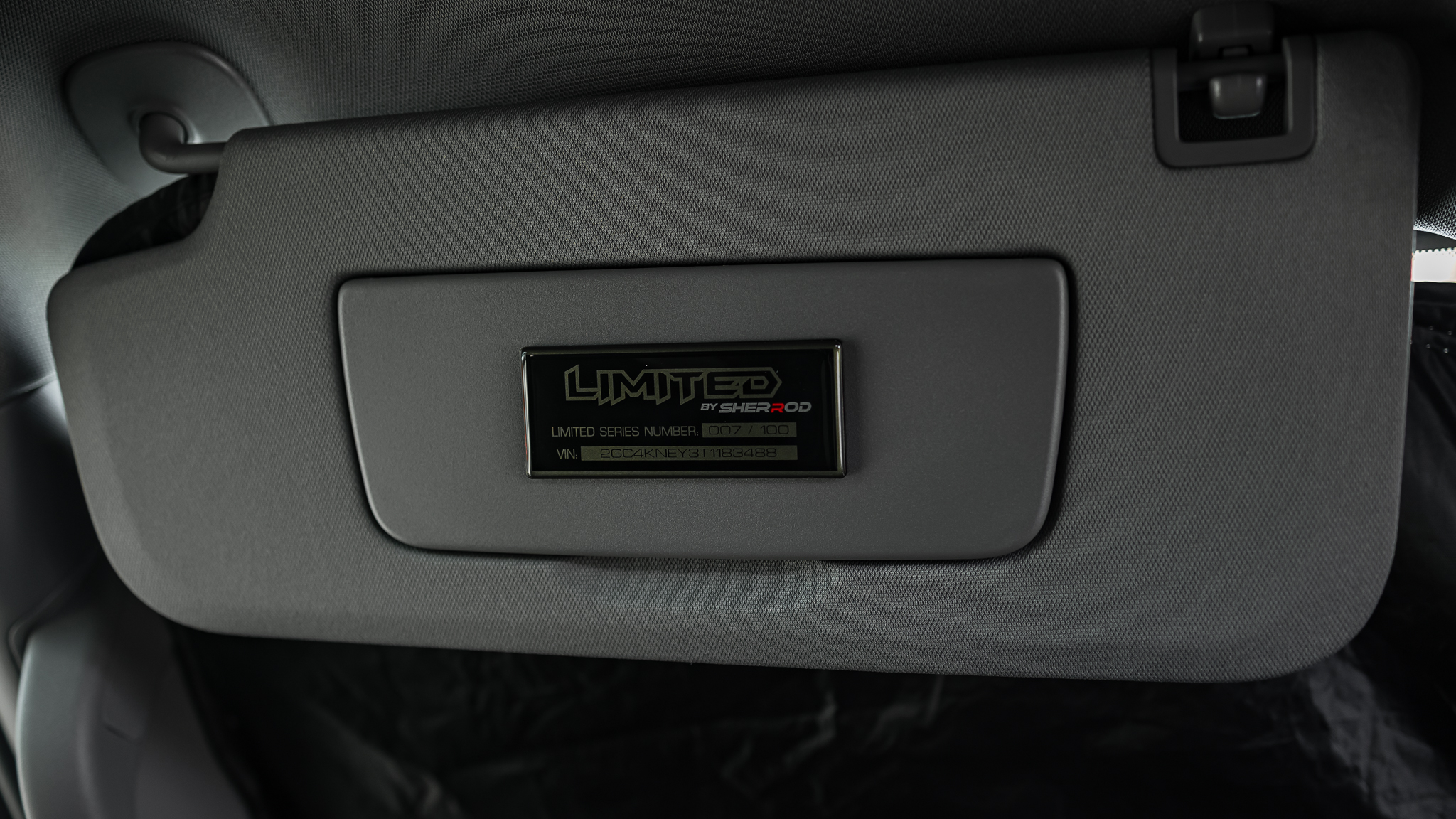Chevy 2500 Limited Summit White