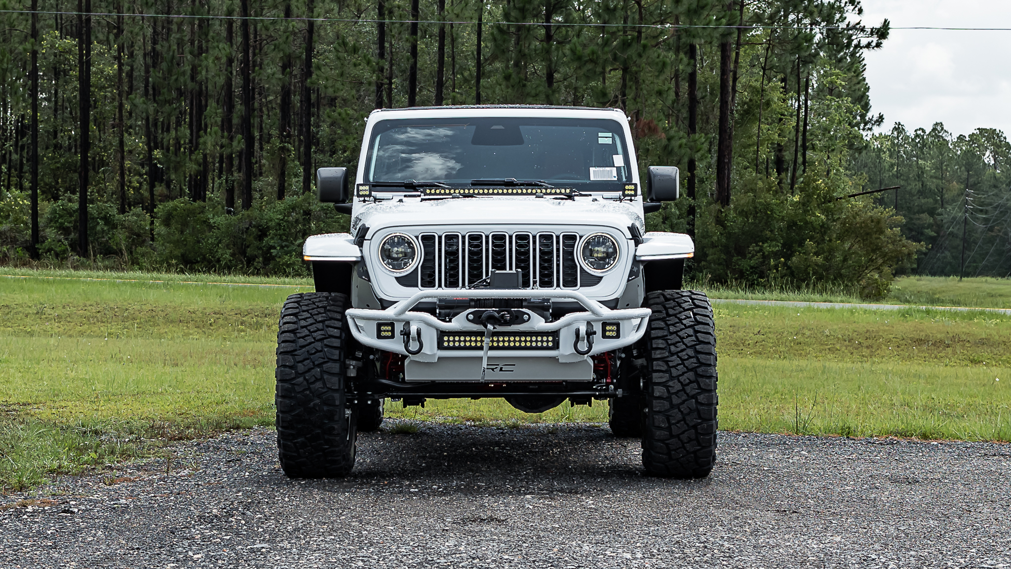 Jeep Wrangler Savage Bright White