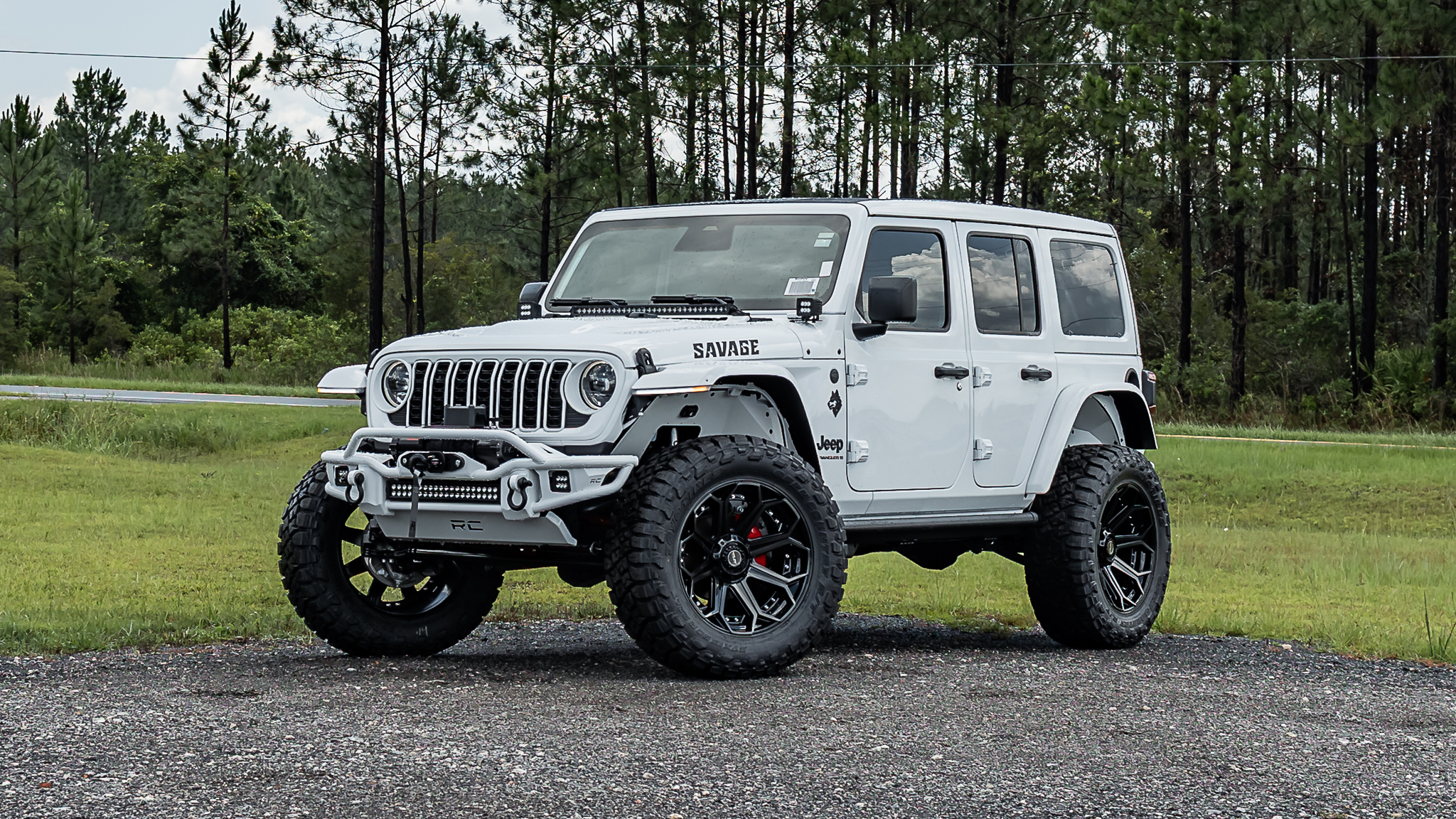 Jeep Wrangler Savage Bright White
