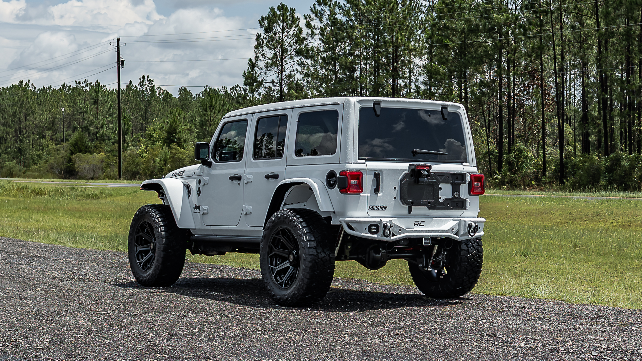 Jeep Wrangler Savage Bright White