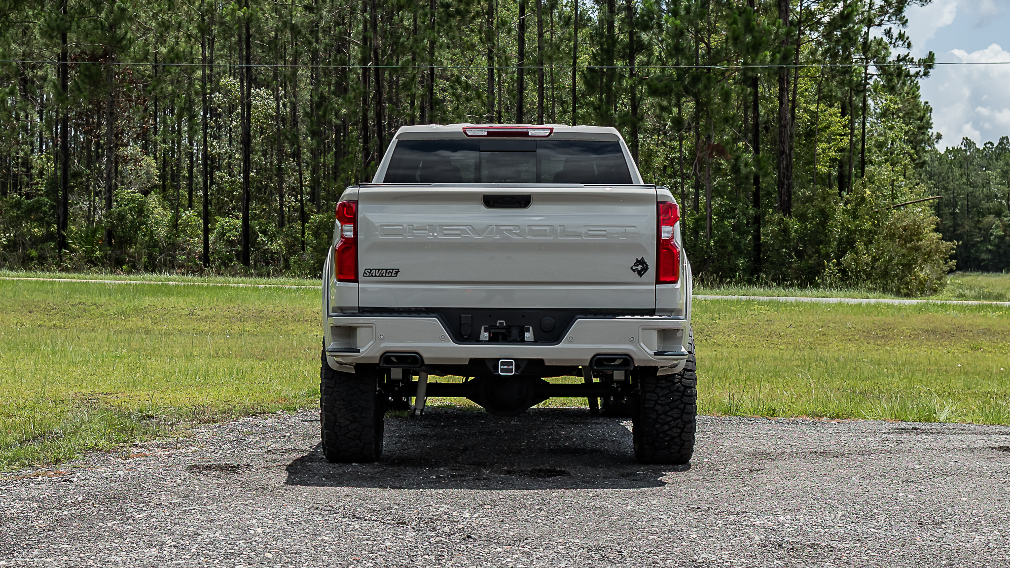 Chevy 1500 Savage White Sands