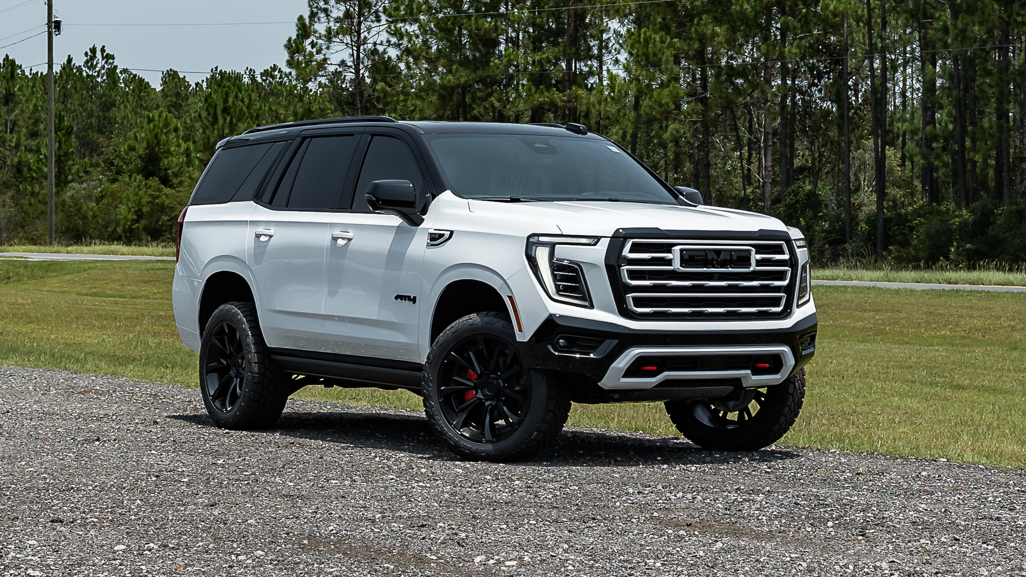 GMC Yukon Signature Summit White