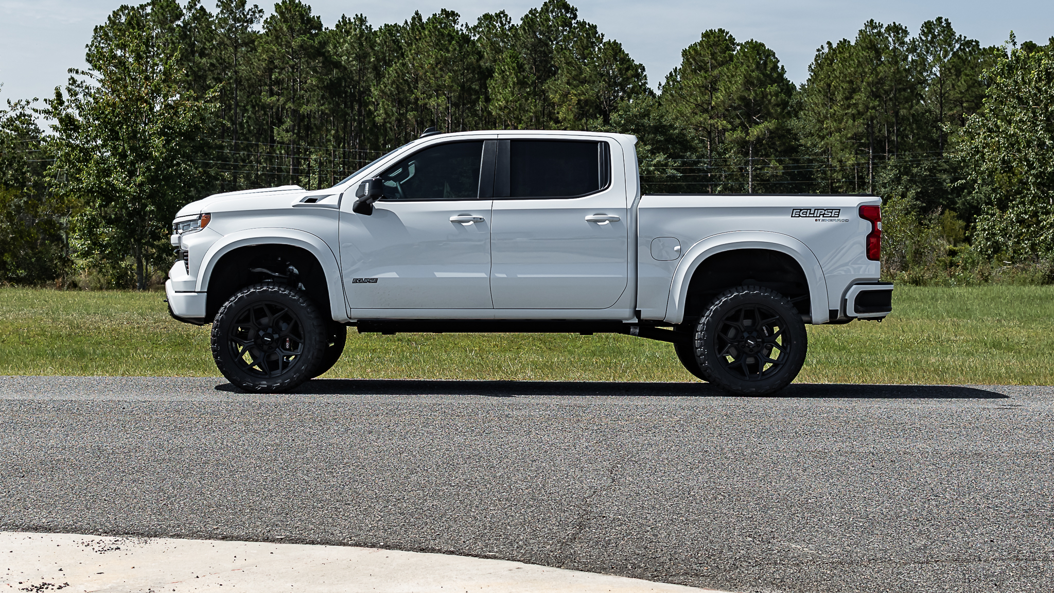 Chevy 1500 Eclipse Summit White
