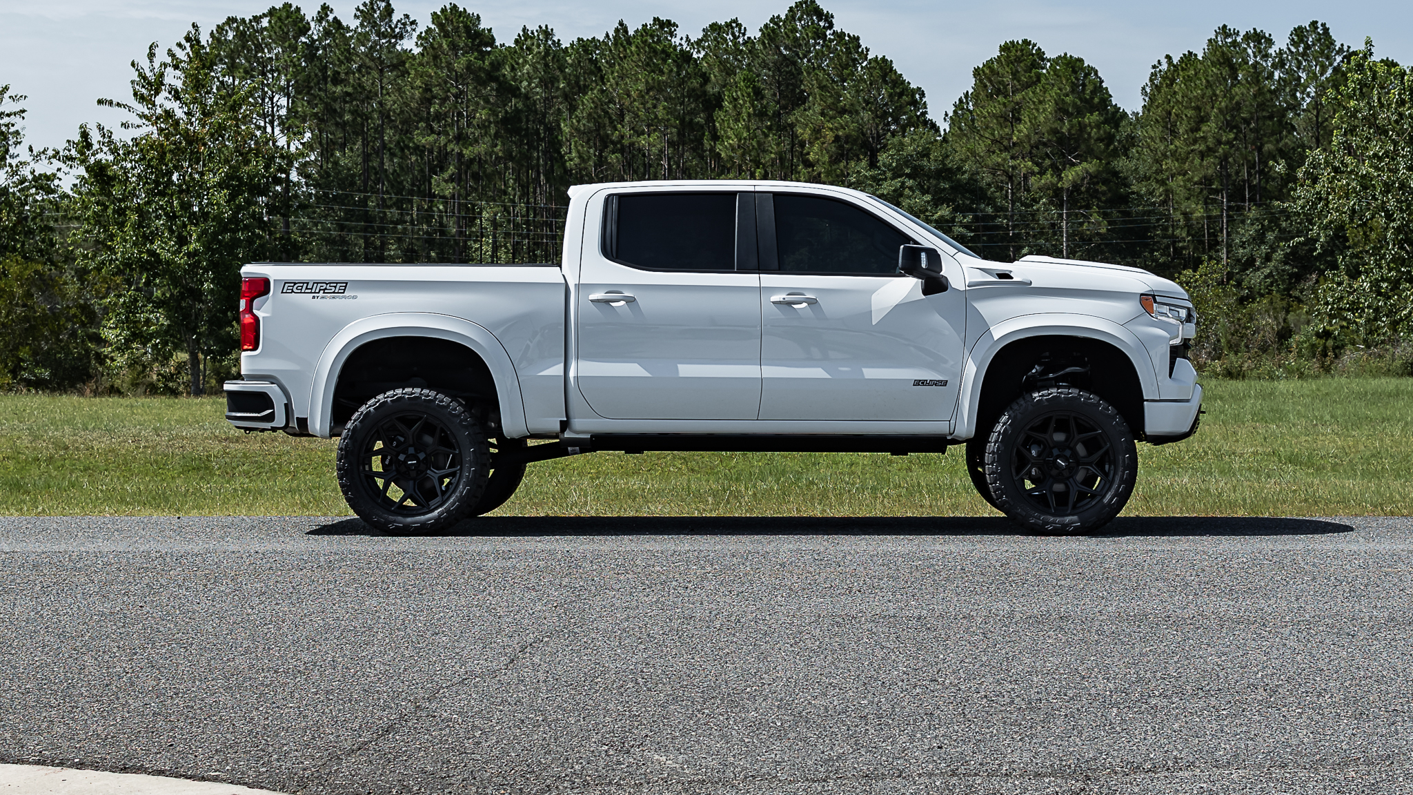 Chevy 1500 Eclipse Summit White