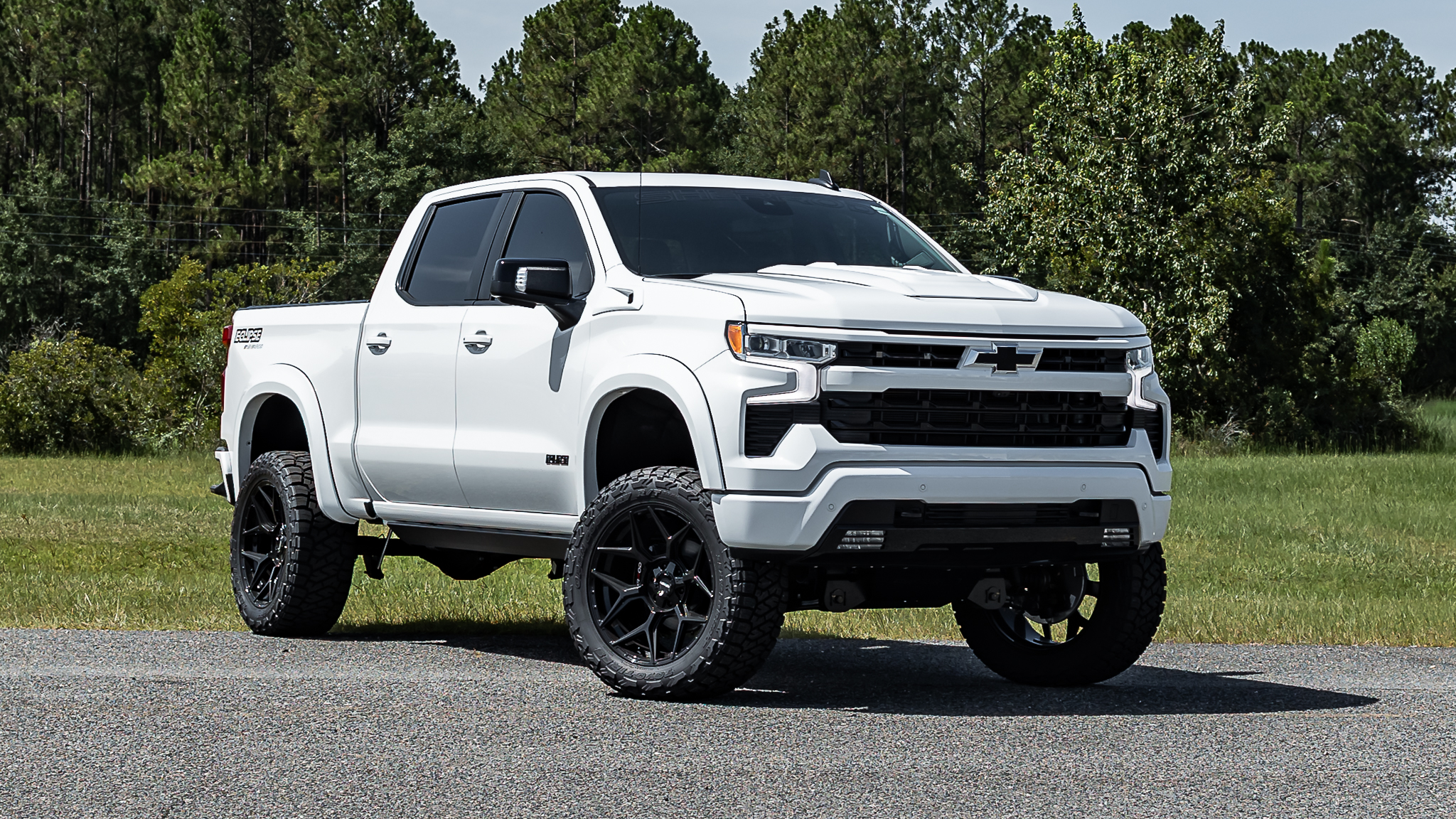 Chevy 1500 Eclipse Summit White