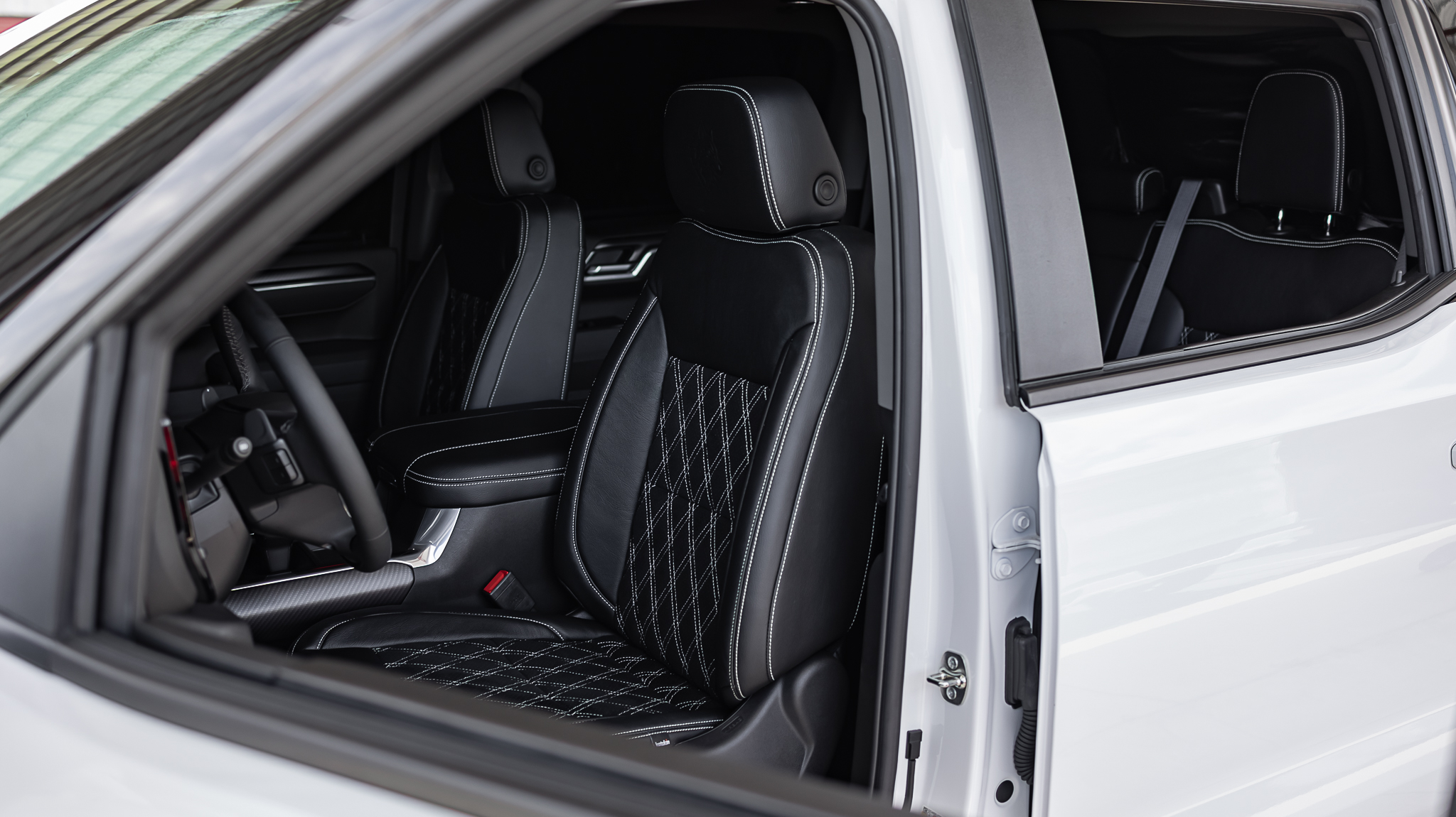 Chevy 1500 Savage Summit White