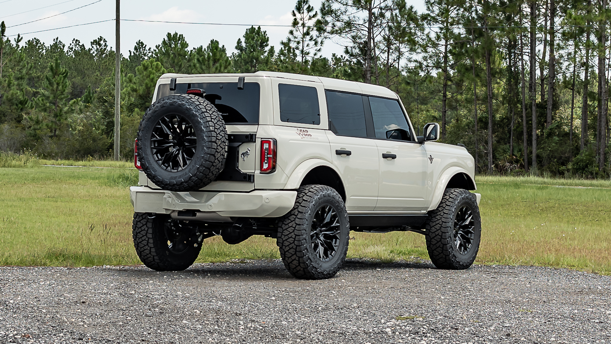 Ford Bronco Deadwood Desert Sand