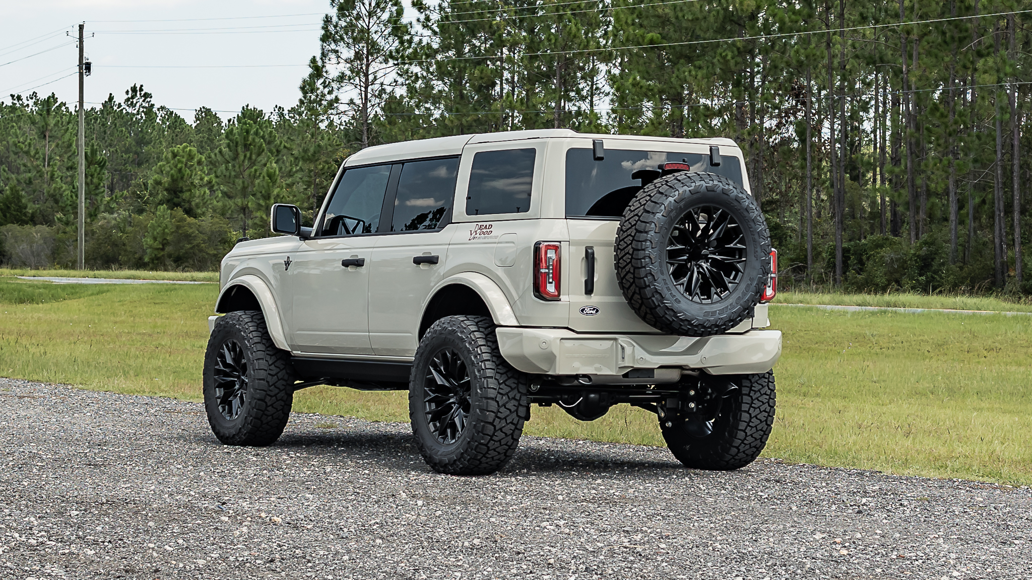 Ford Bronco Deadwood Desert Sand