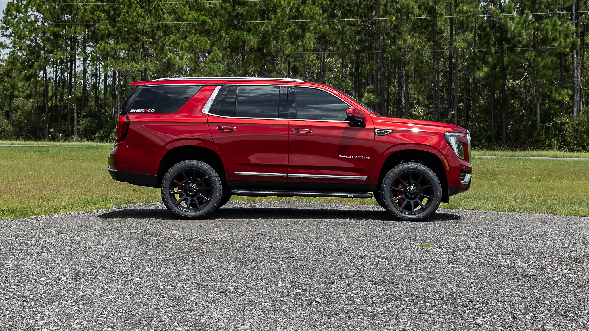 GMC Yukon Volcanic Red