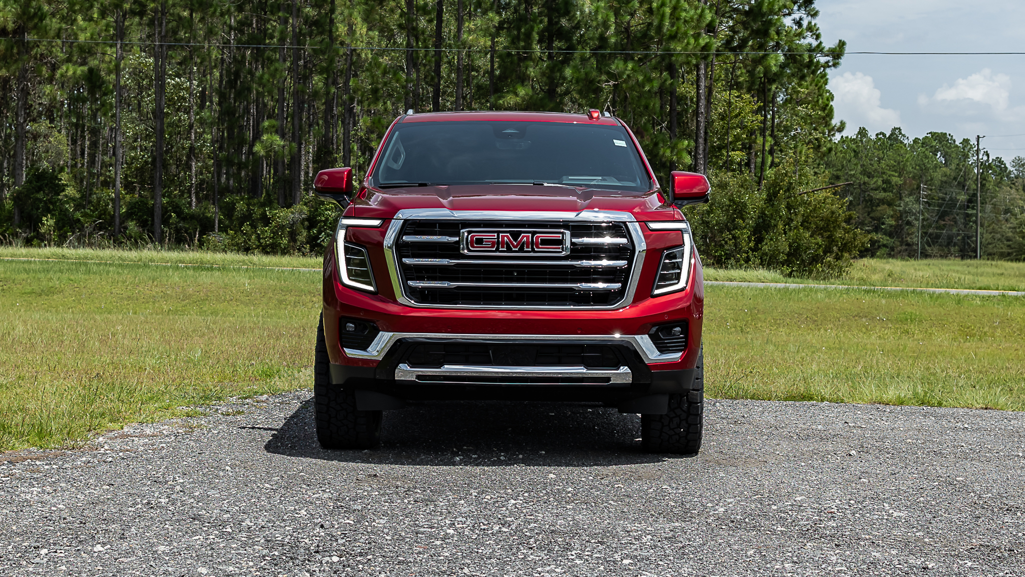 GMC Yukon Volcanic Red