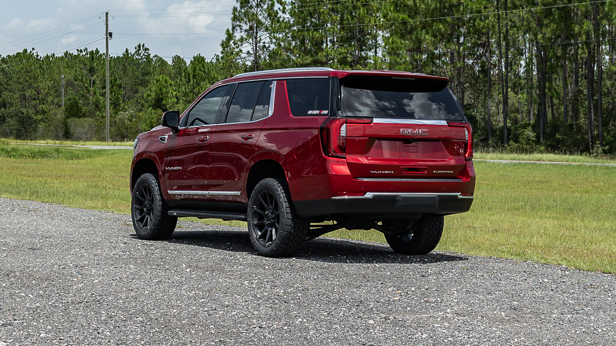 GMC Yukon Volcanic Red