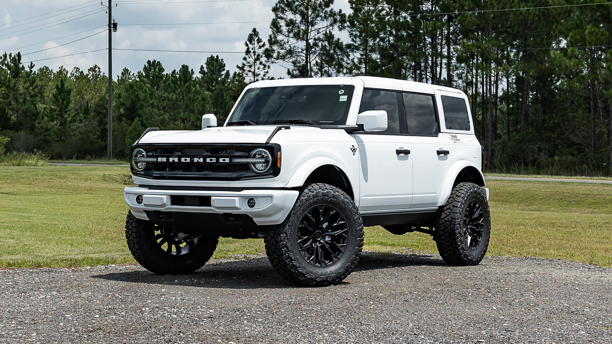 Ford Bronco Deadwood Oxford White