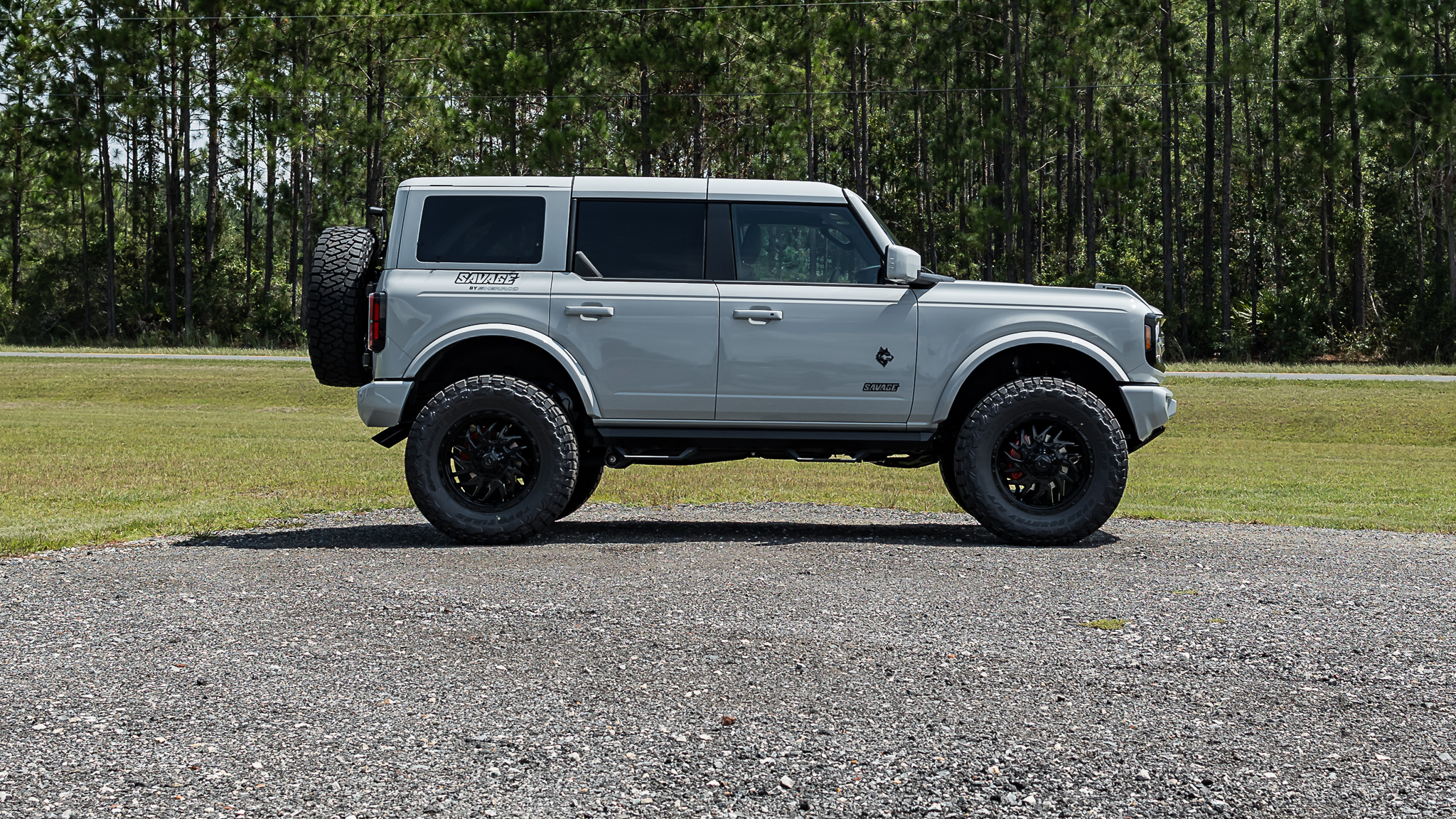 Ford Bronco Savage Avalanche