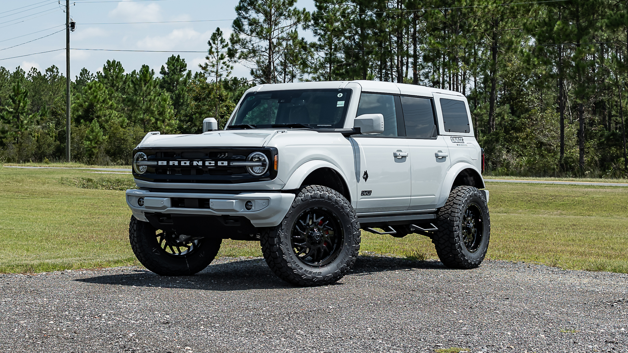 Ford Bronco Savage Avalanche