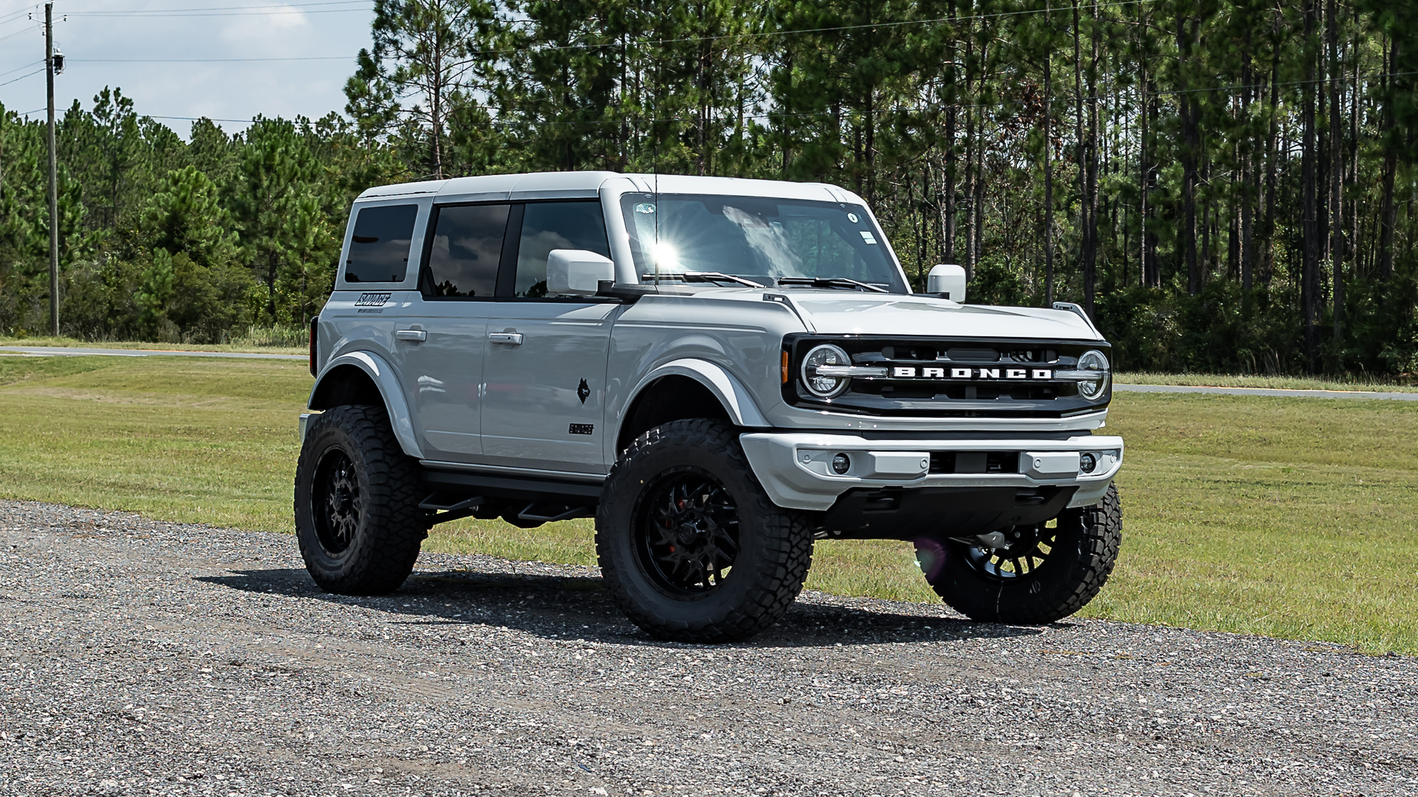 Ford Bronco Savage Avalanche