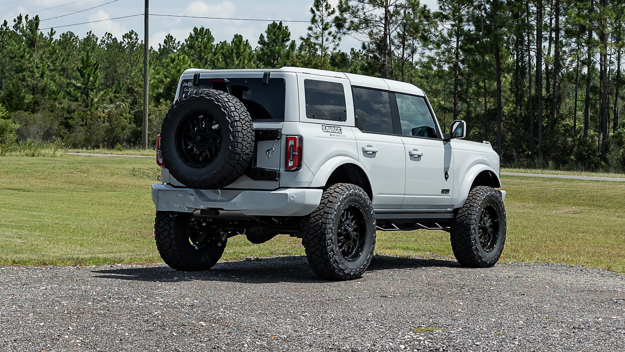 Ford Bronco Savage Avalanche
