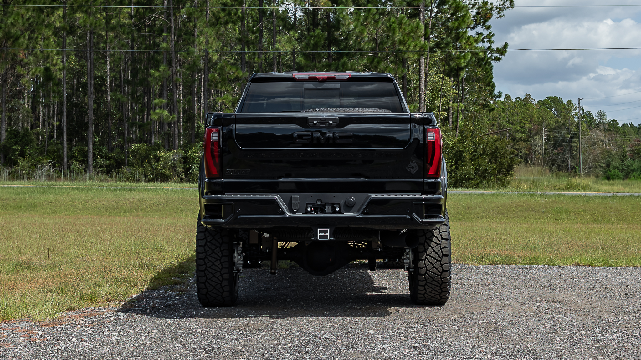 GMC 2500 Savage Onyx Black